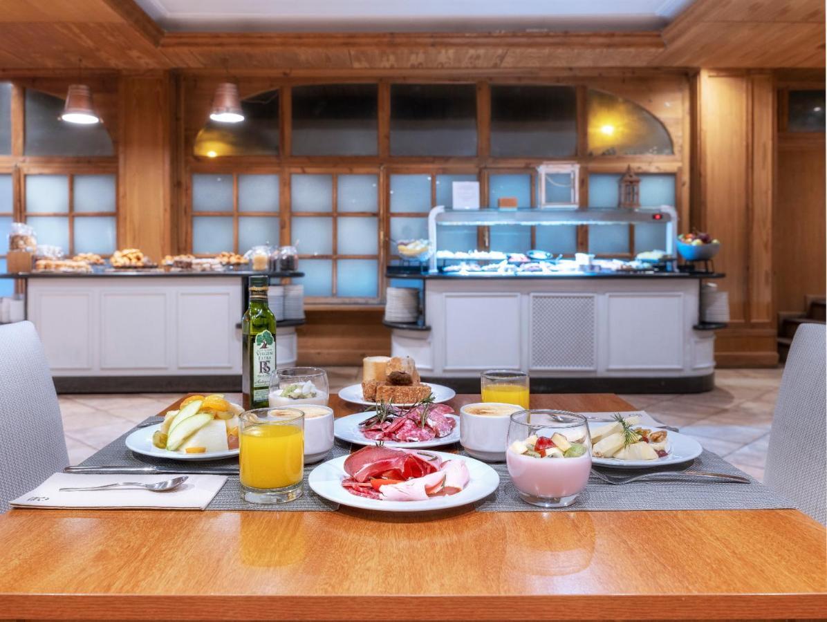 Hotel Vielha Val D'Aran, Affiliated By Melia Екстериор снимка