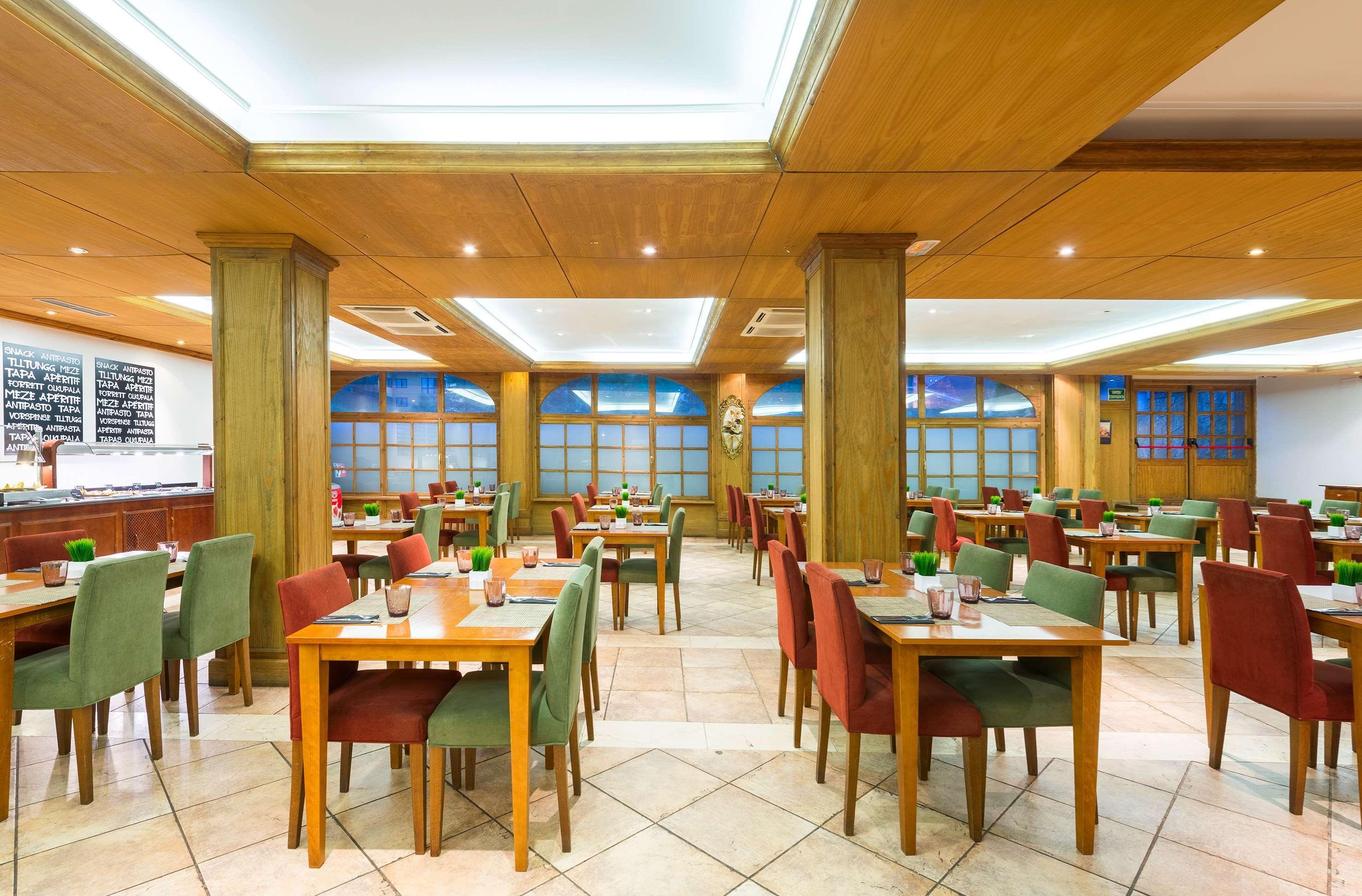 Hotel Vielha Val D'Aran, Affiliated By Melia Екстериор снимка