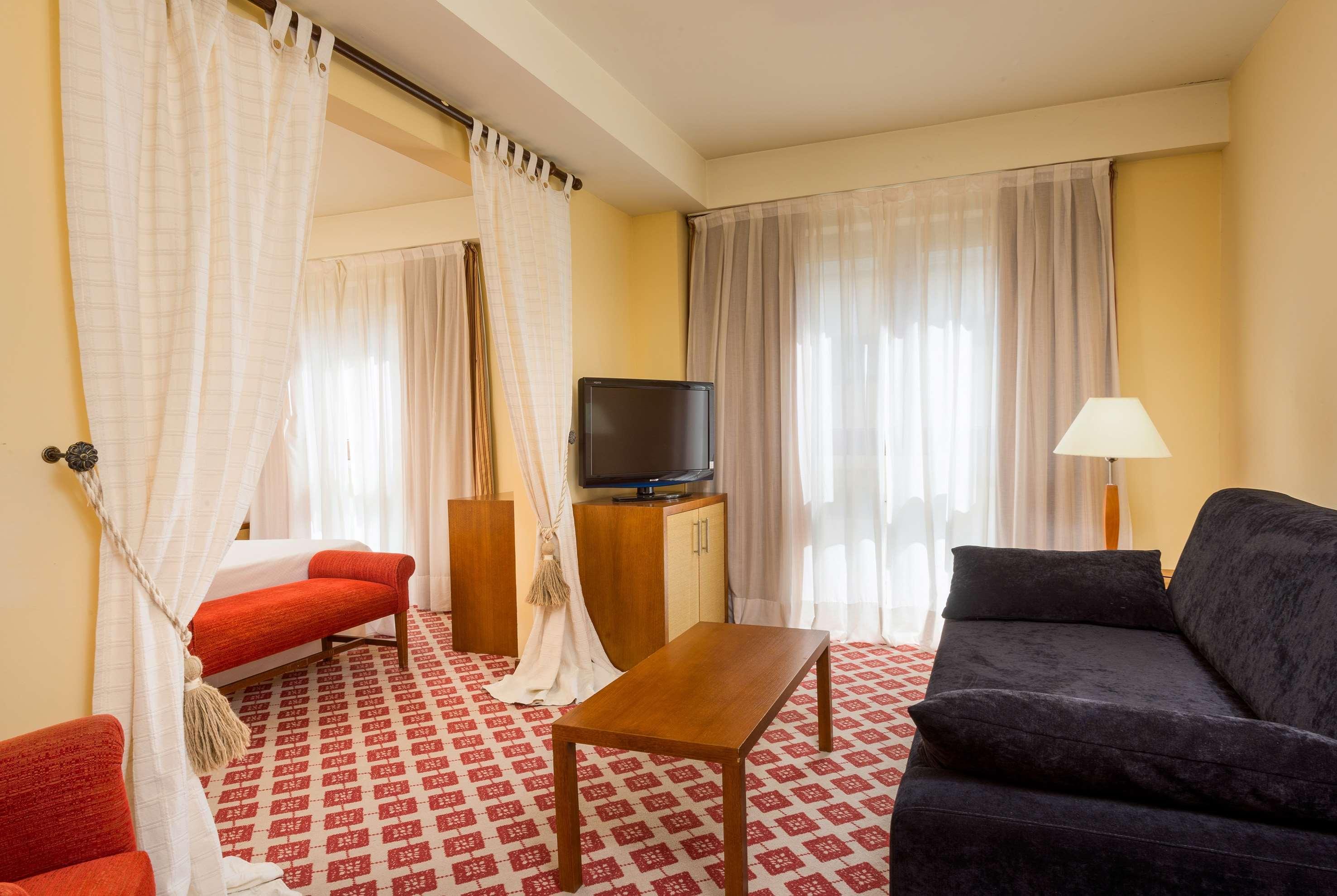 Hotel Vielha Val D'Aran, Affiliated By Melia Екстериор снимка