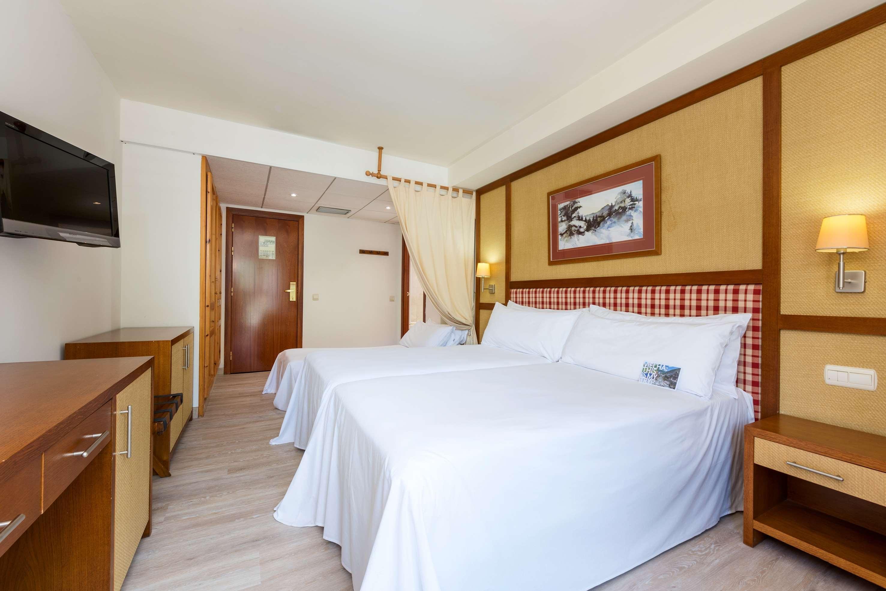 Hotel Vielha Val D'Aran, Affiliated By Melia Екстериор снимка