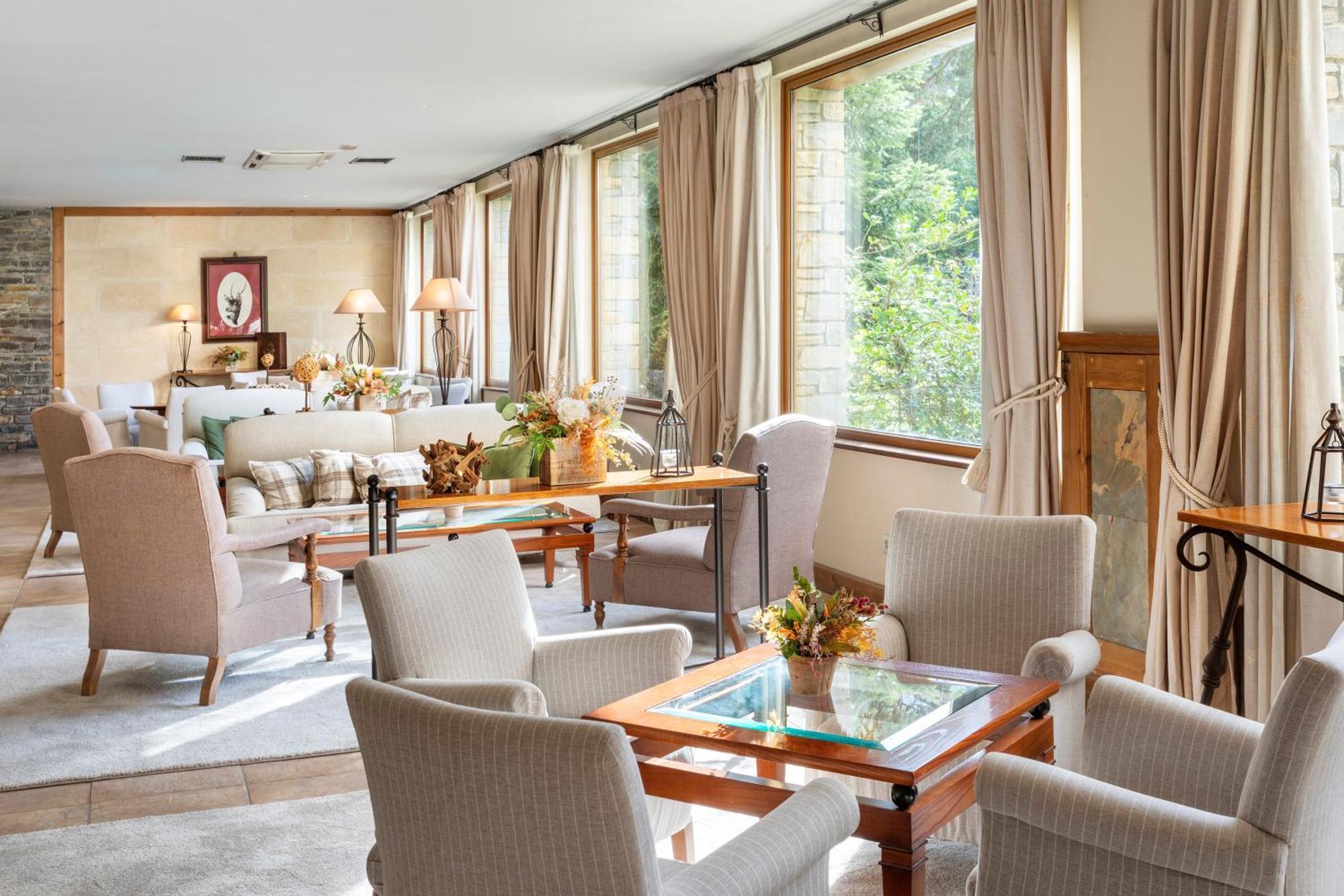 Hotel Vielha Val D'Aran, Affiliated By Melia Екстериор снимка